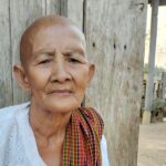 ការទម្លាក់គ្រាប់បែកក្នុងភូមិ