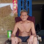 សមាជិកក្រុមដេរសម្លៀកបំពាក់សម័យខ្មែរក្រហម