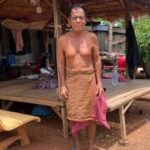 ខ្ញុំត្រូវអម្បែងគ្រាប់ហោះមកលើស្លឹកត្រចៀក និងធ្លាយដល់ថ្គាម